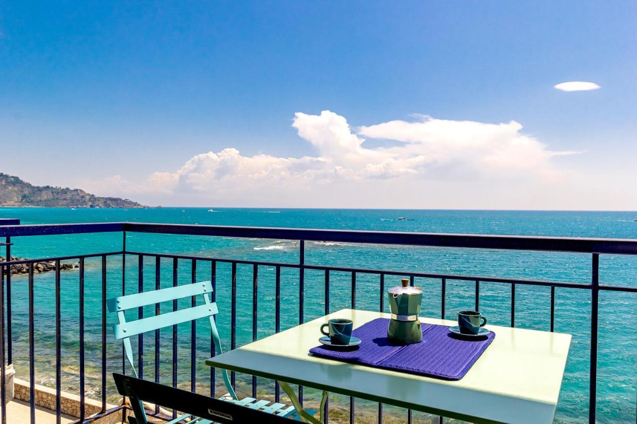 Mari Sea Home Giardini-Naxos Extérieur photo