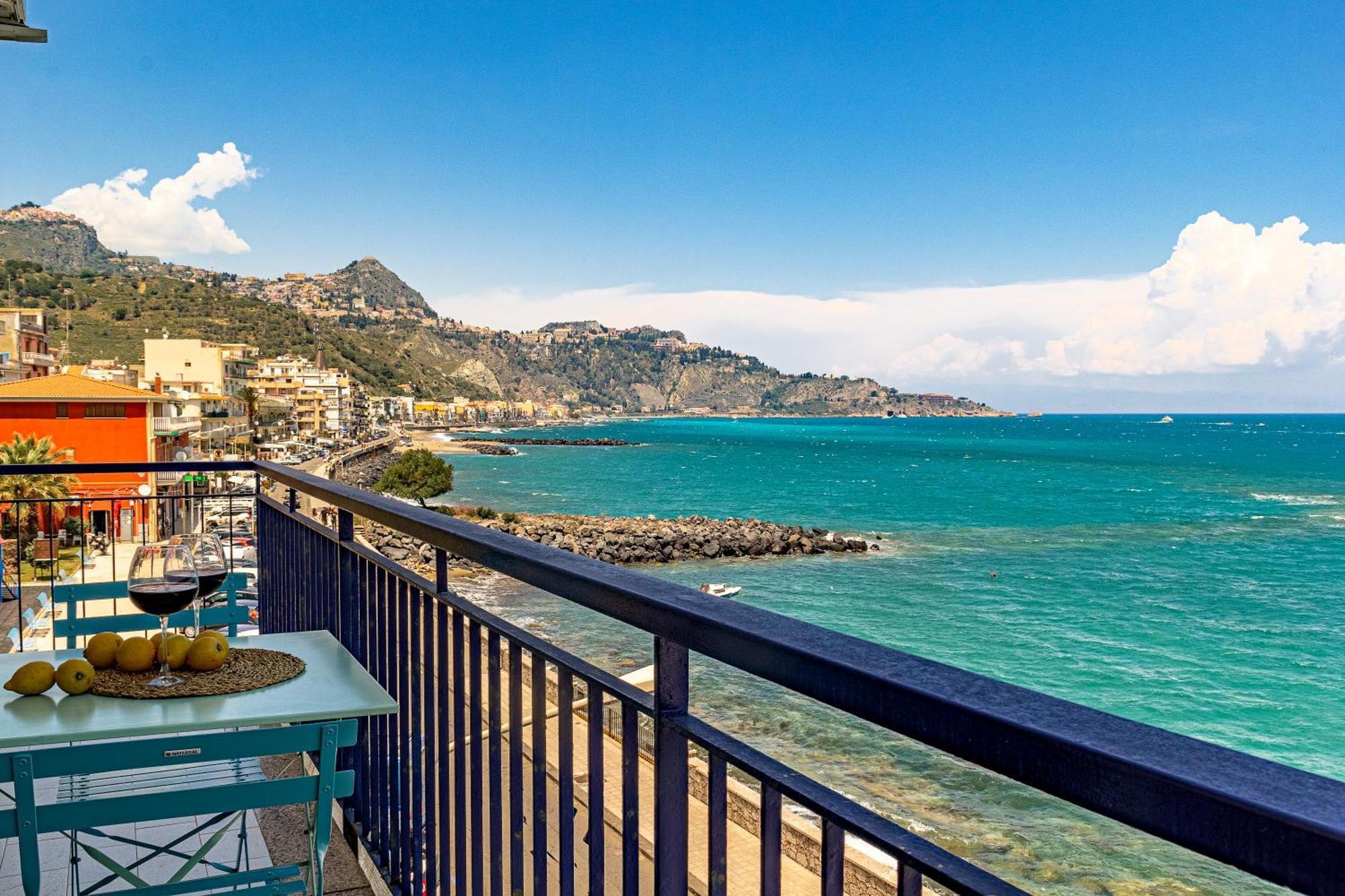 Mari Sea Home Giardini-Naxos Extérieur photo